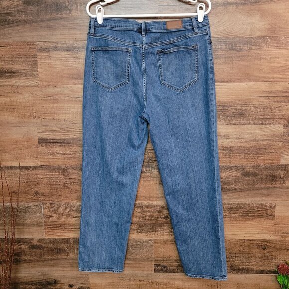 Lands End Jeans Women 12 Straight Crop Medium Dark Wash Soft Stretch Comfort - Picture 2 of 12